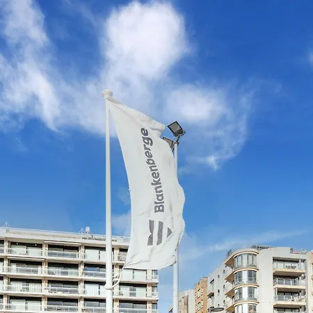 One-bedroom Flat With Sea Views And Parking Appartement *